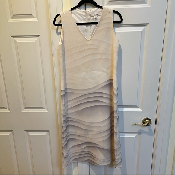 Marc Jacobs Dresses & Skirts - Marc Jacob’s Beige Mid Length Dress